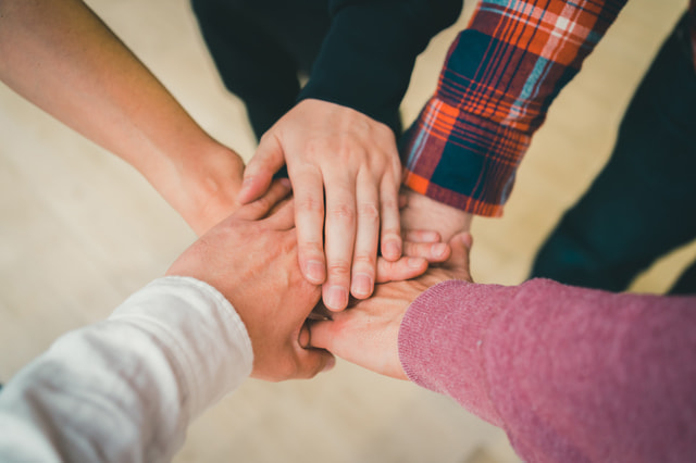 一緒に作り上げるイメージ